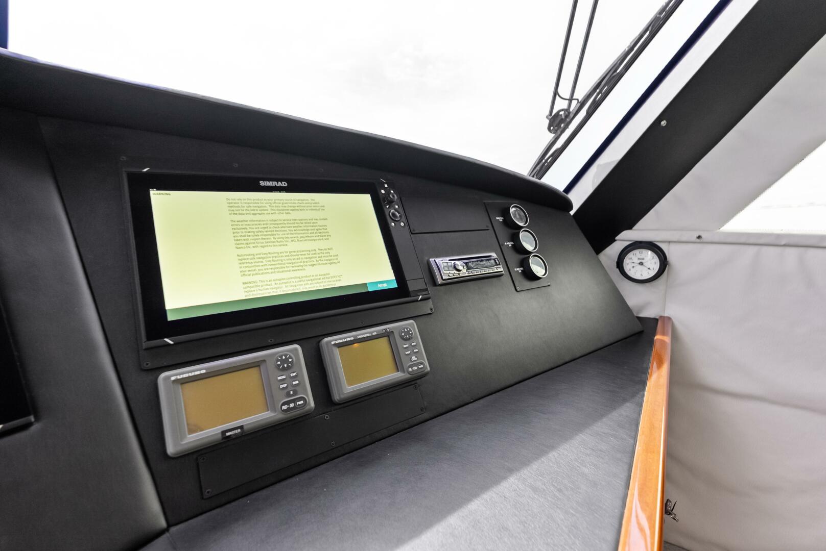 2006 Viking 68 Enclosed Bridge
