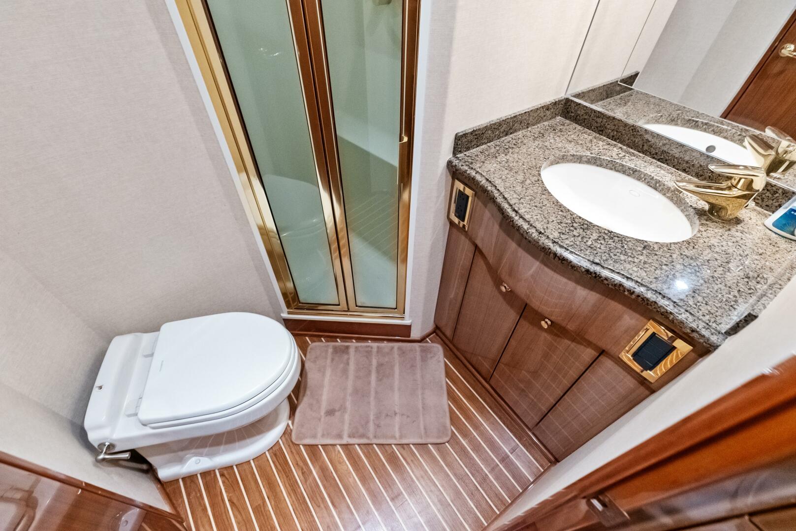 2006 Viking 68 Enclosed Bridge