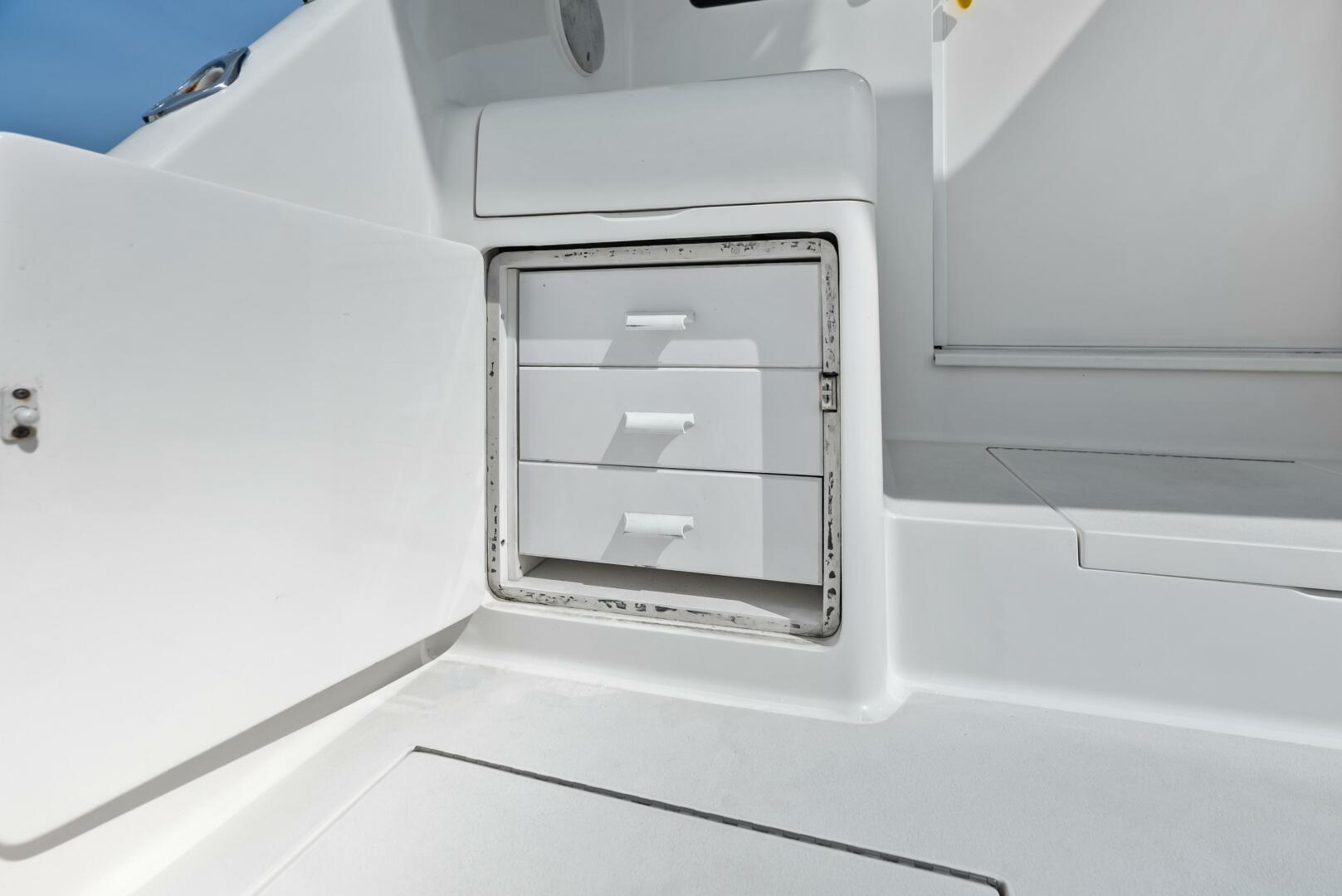 2006 Viking 68 Enclosed Bridge