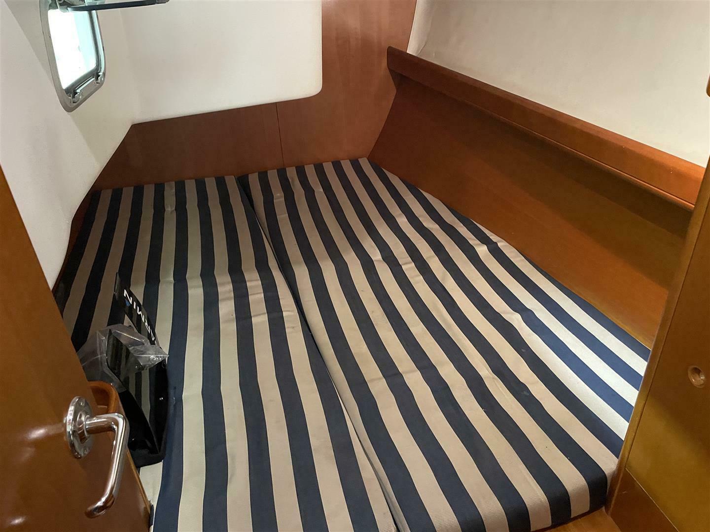 Flyswatter 40ft Beneteau Yacht For Sale