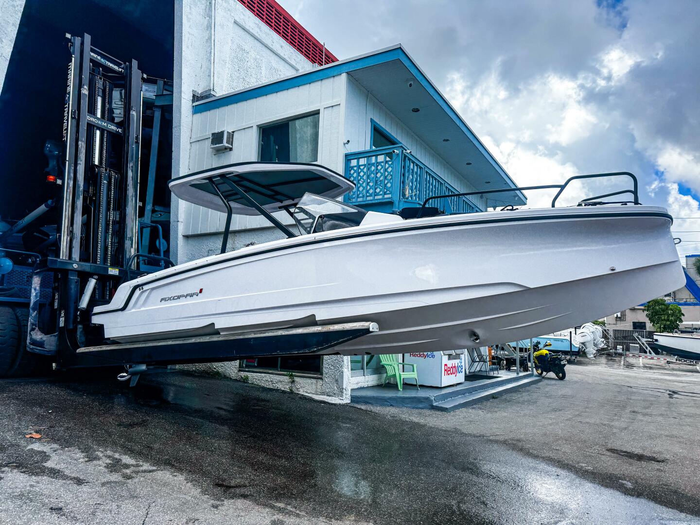 25ft Axopar Yacht For Sale