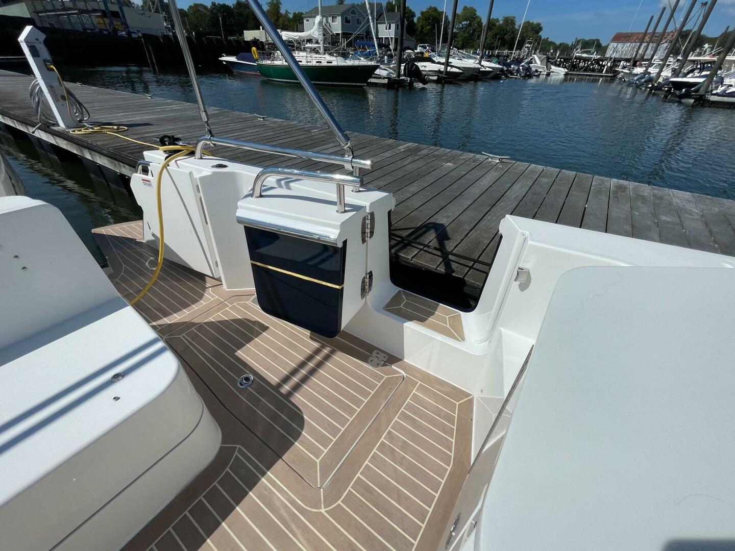 Eagle III 35ft MJM Yacht For Sale