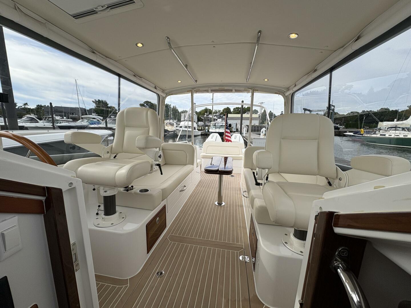 Eagle III 35ft MJM Yacht For Sale