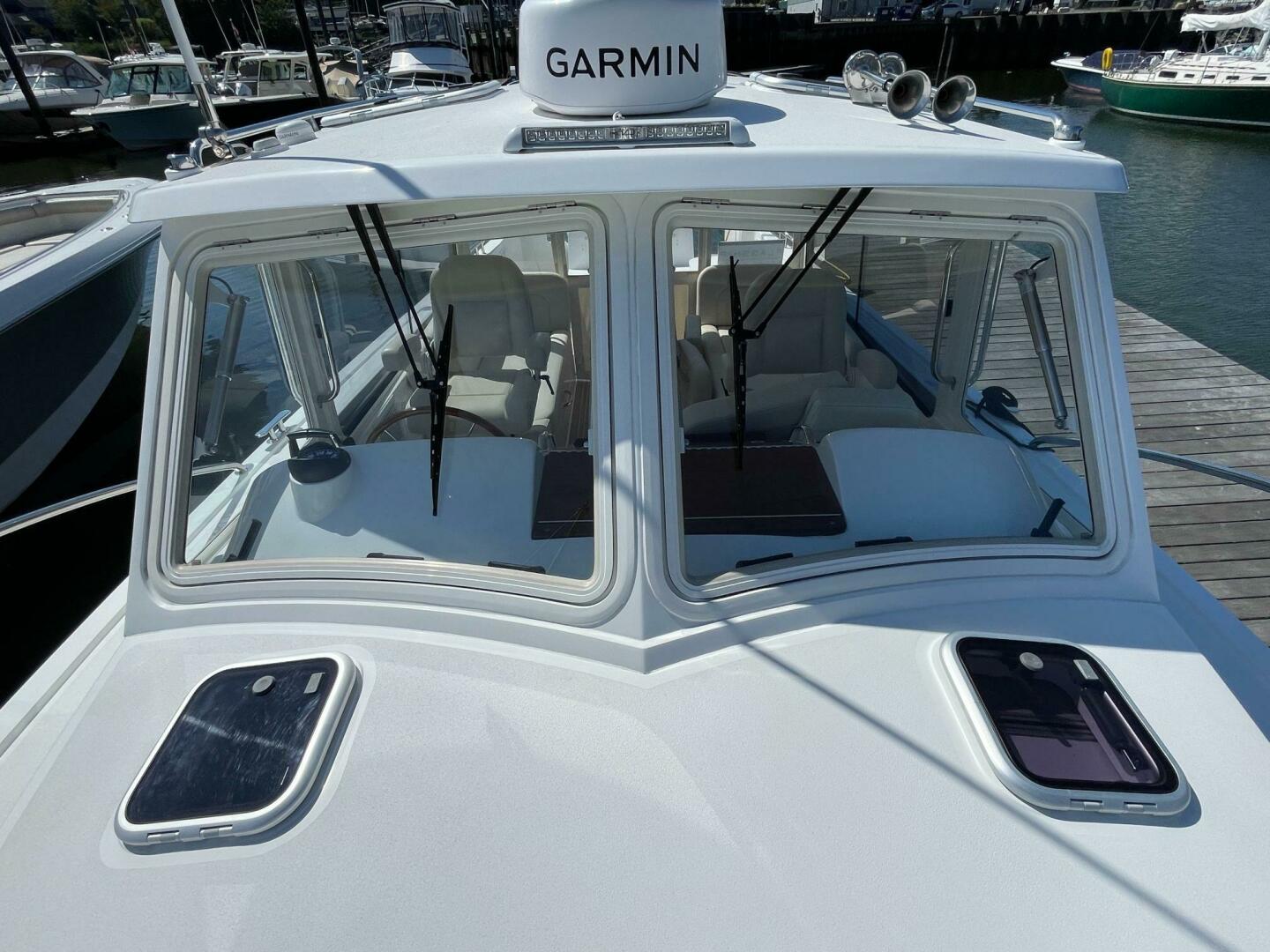 Eagle III 35ft MJM Yacht For Sale