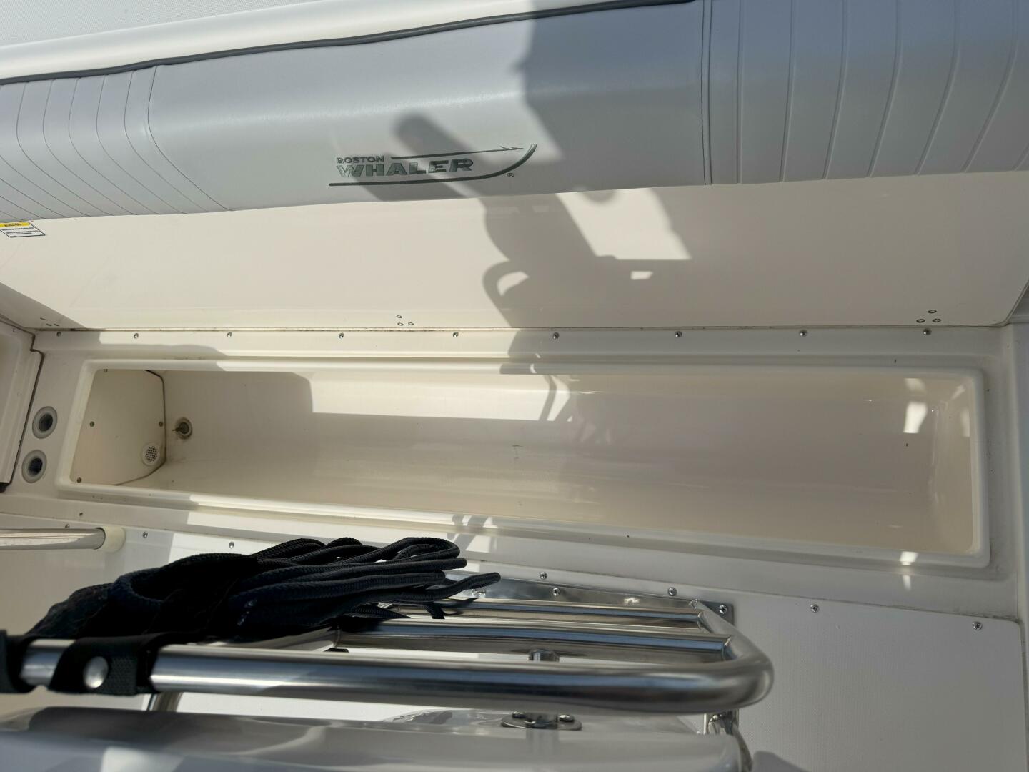 26ft Boston Whaler Yacht For Sale