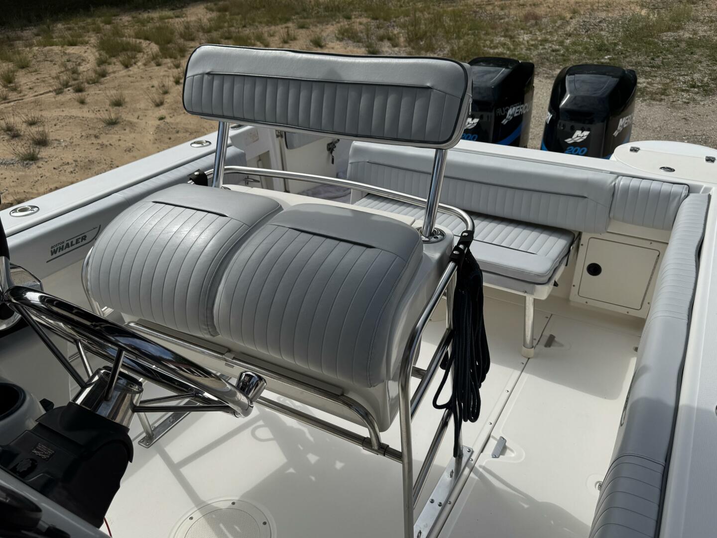 26ft Boston Whaler Yacht For Sale