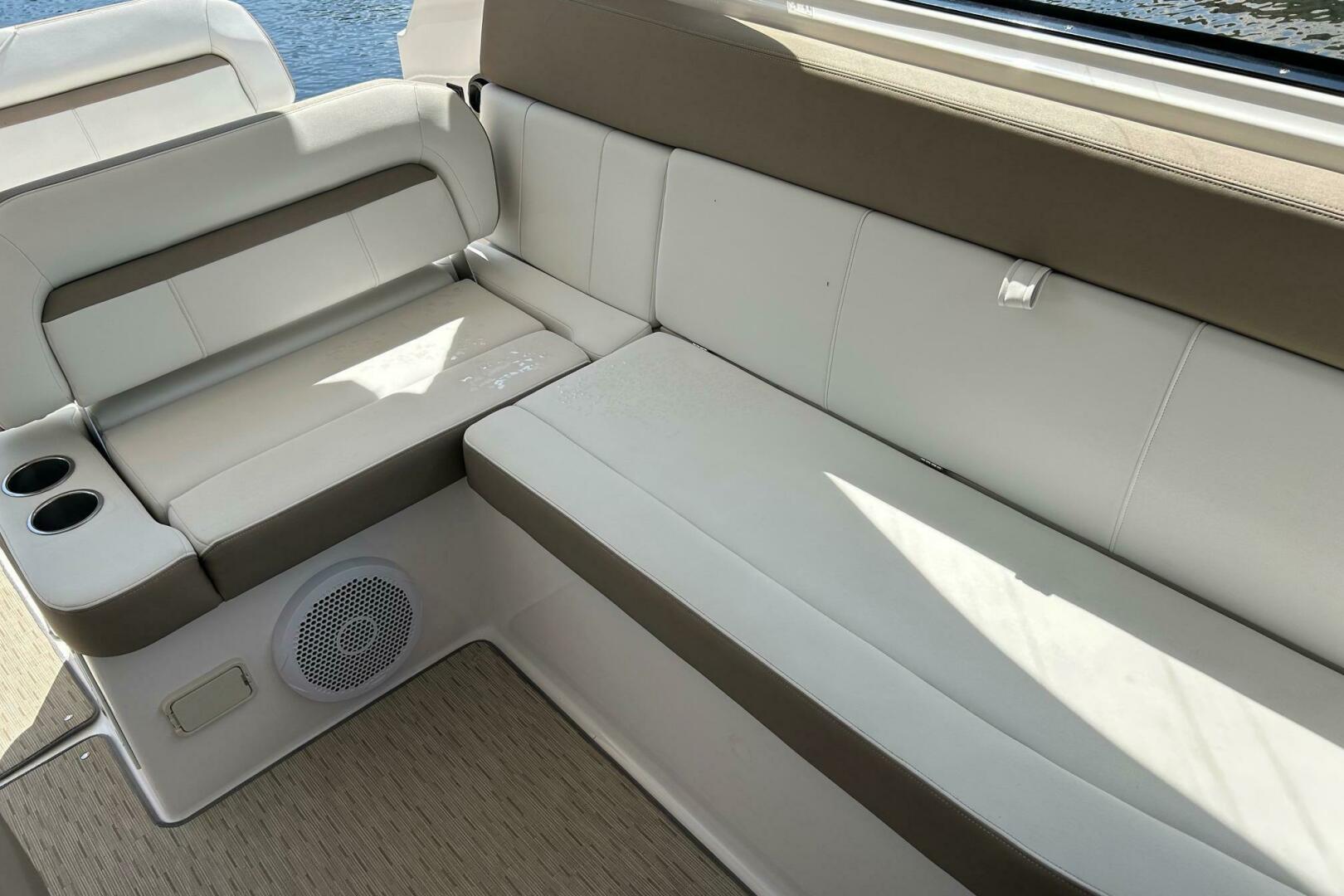 TRANSPARENCY 36ft Regal Yacht For Sale