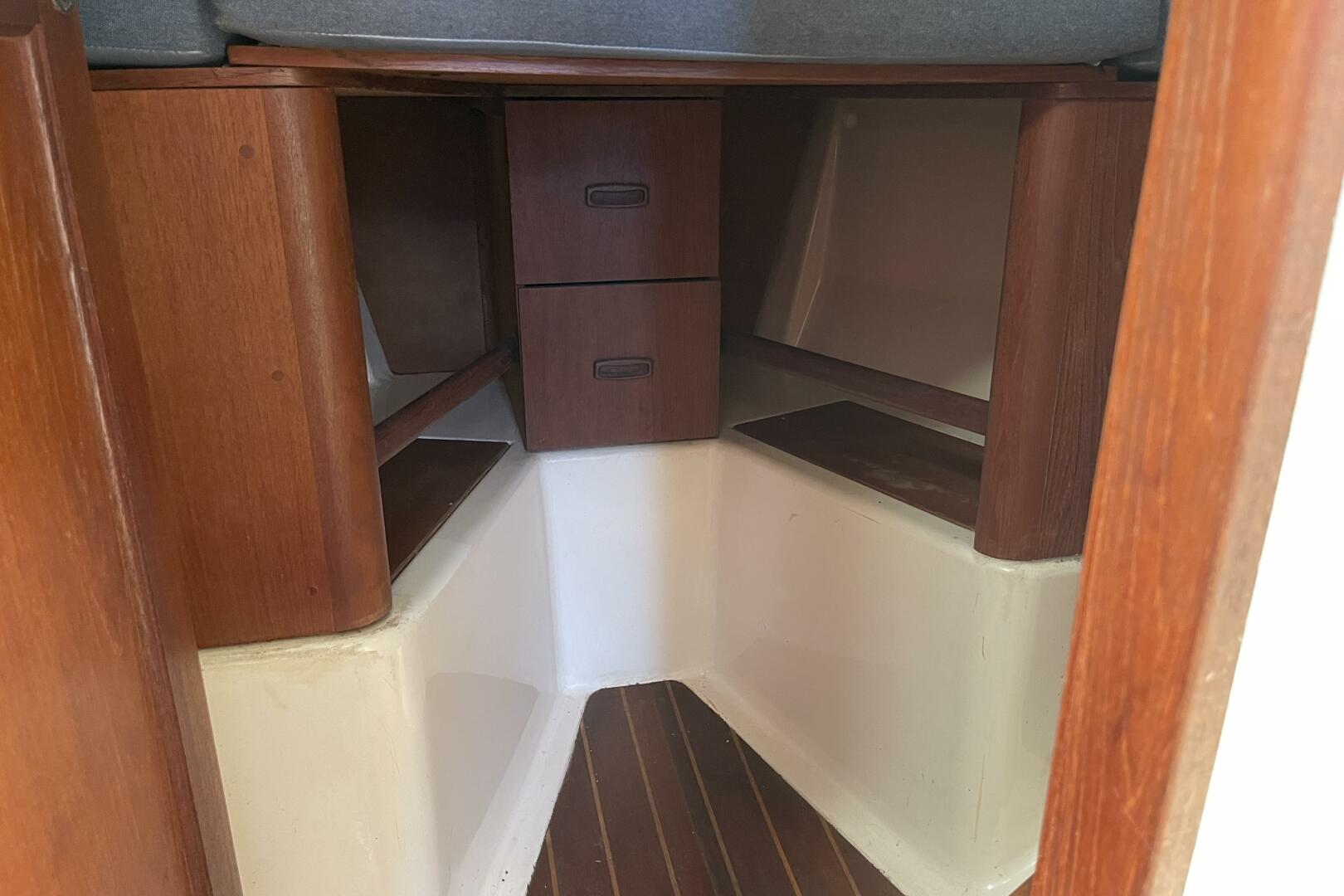 34ft Hunter Yacht For Sale