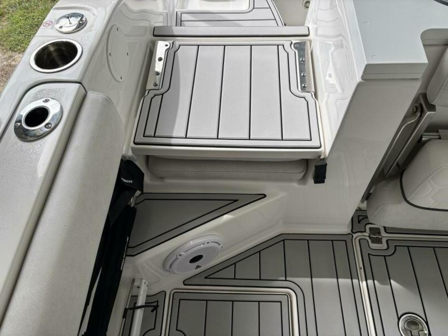 29ft Sea Fox Yacht For Sale