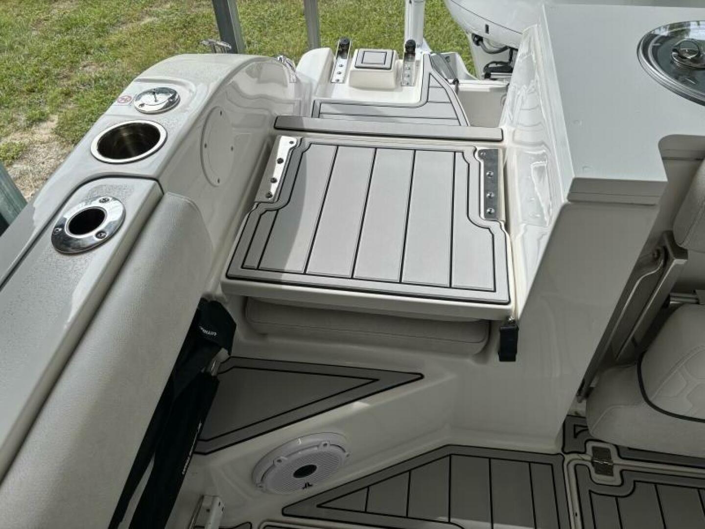29ft Sea Fox Yacht For Sale
