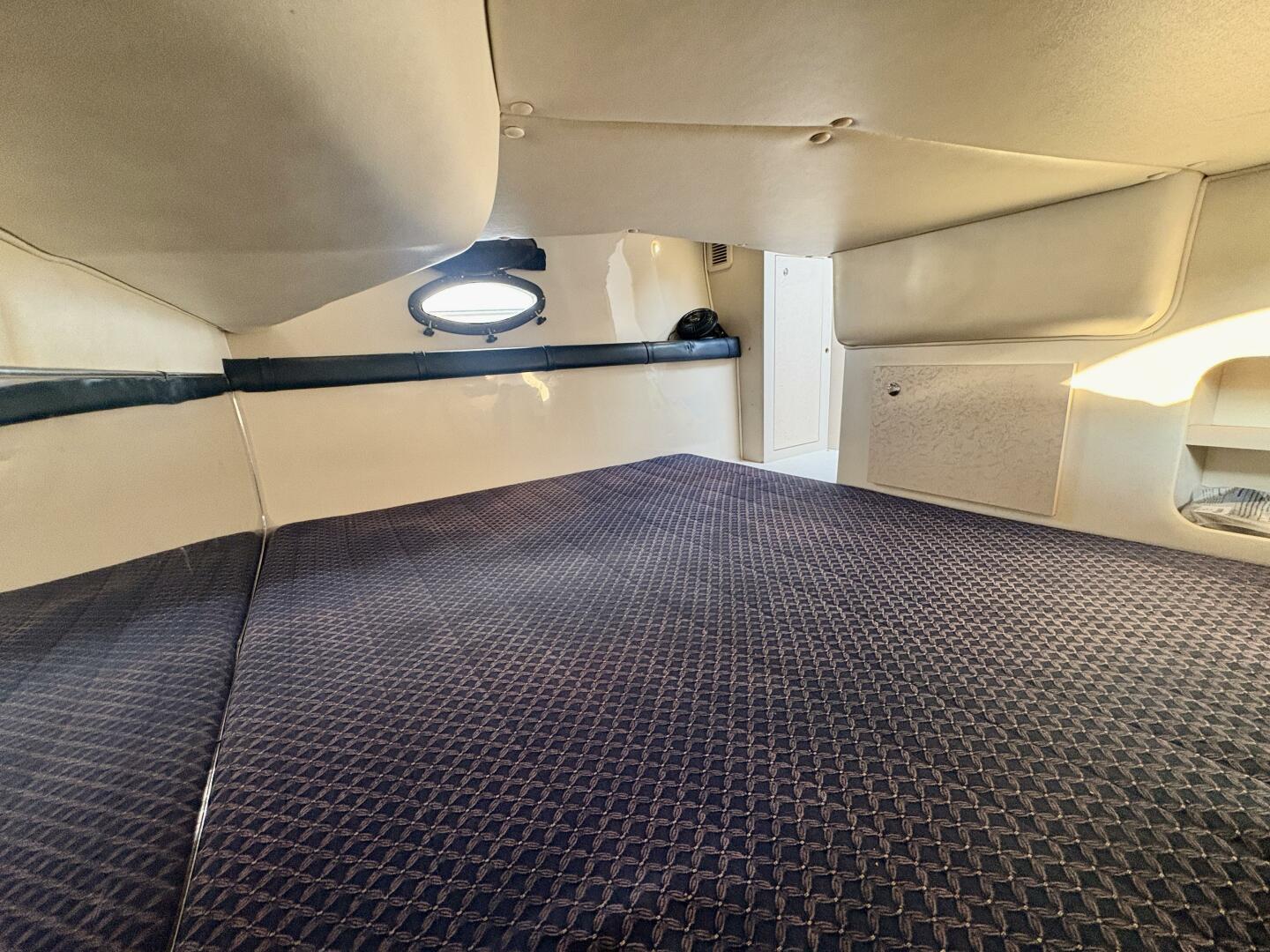 Midnight Run 27ft Doral Yacht For Sale