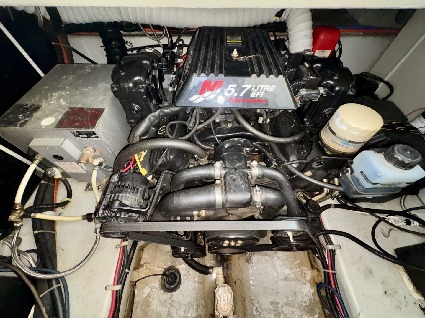 Midnight Run 27ft Doral Yacht For Sale