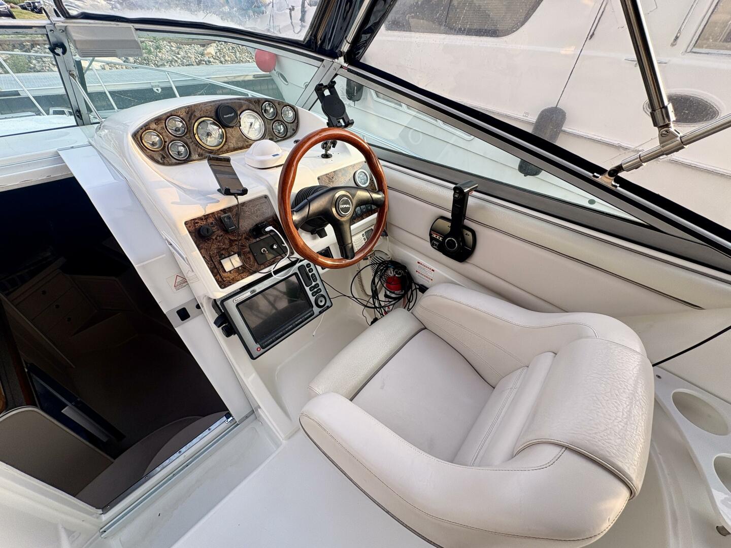 Midnight Run 27ft Doral Yacht For Sale