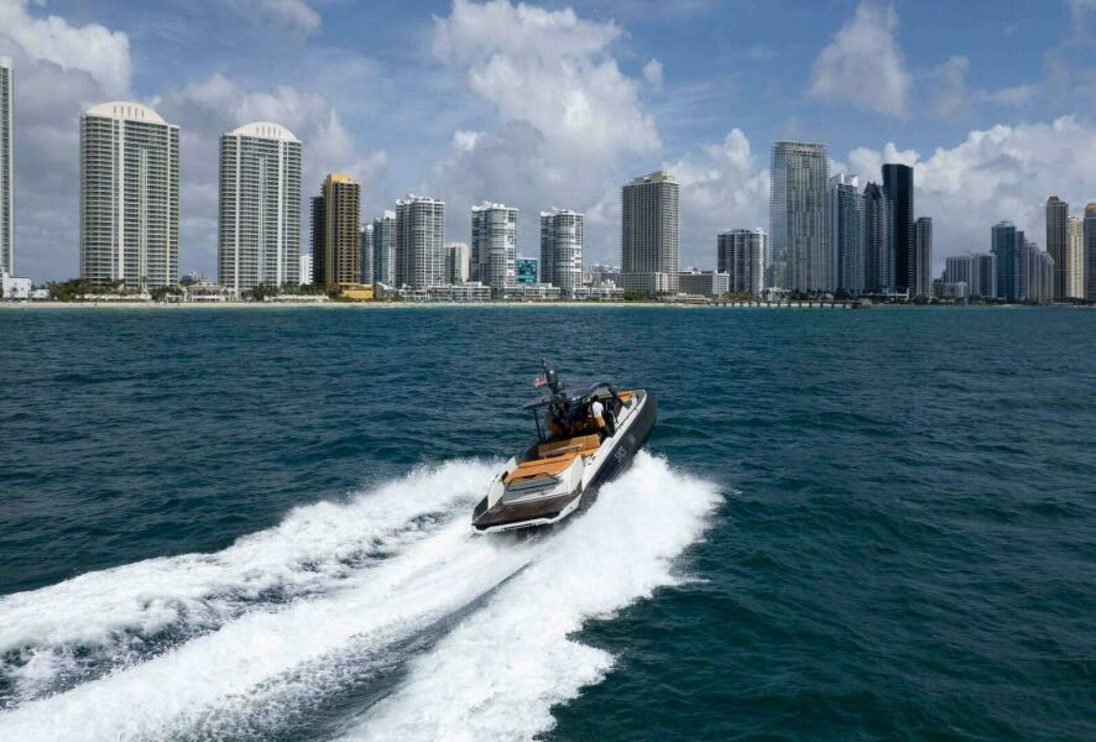 WAVE 47ft Sacs Yacht For Sale