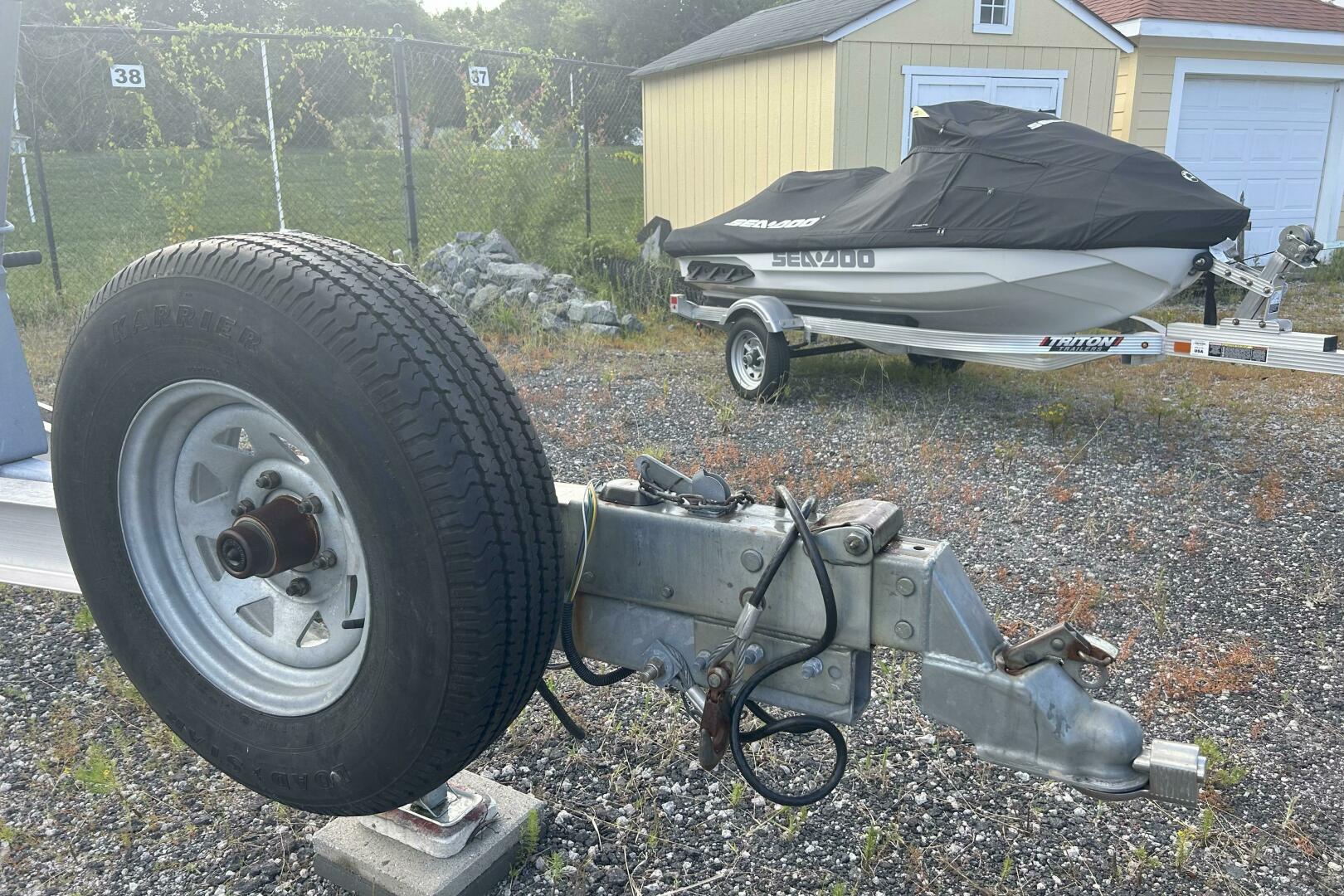 26ft Pursuit Yacht For Sale
