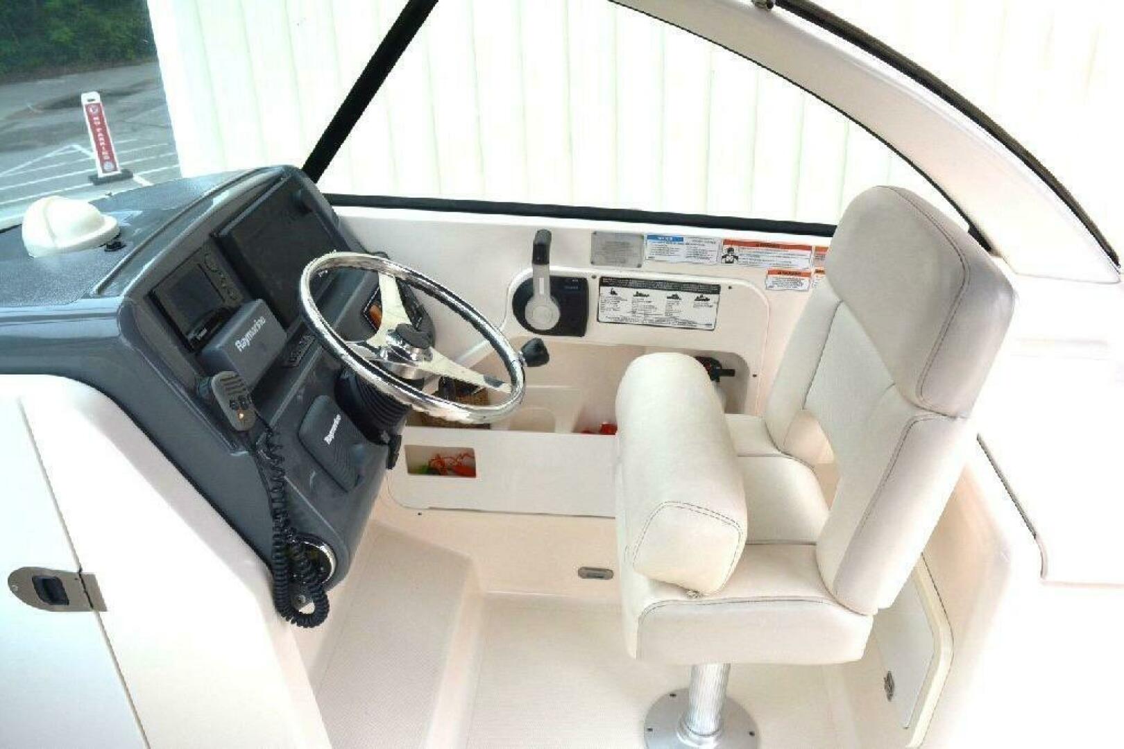 26ft Pursuit Yacht For Sale