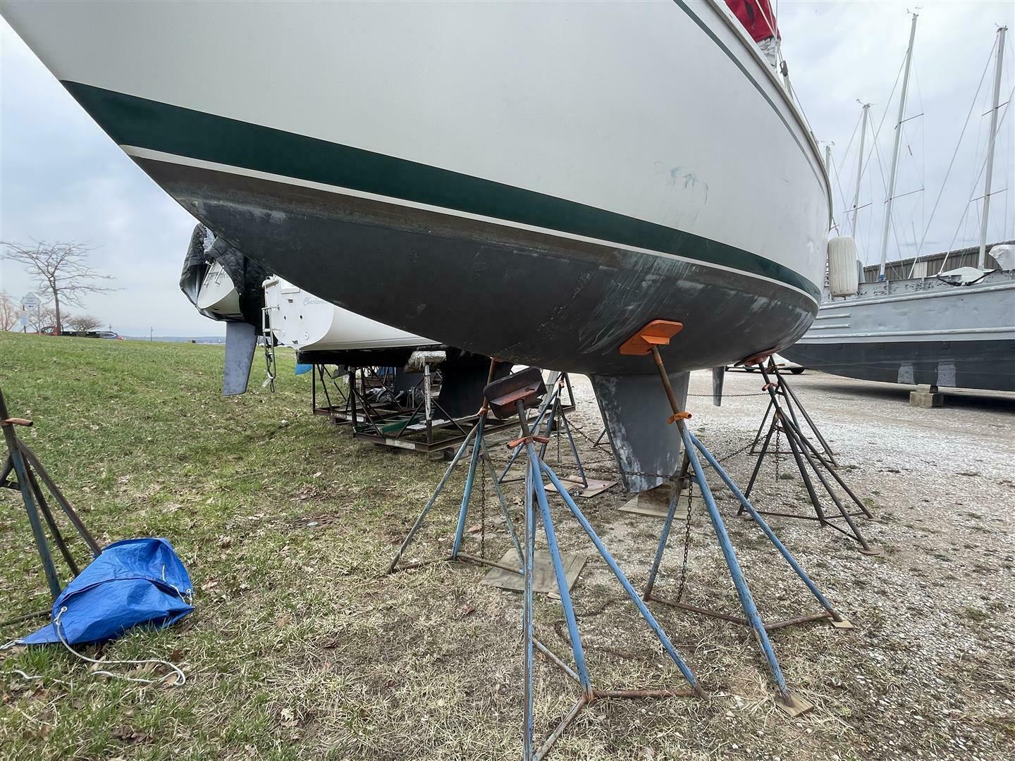 Haiku 30ft CAL Yacht For Sale