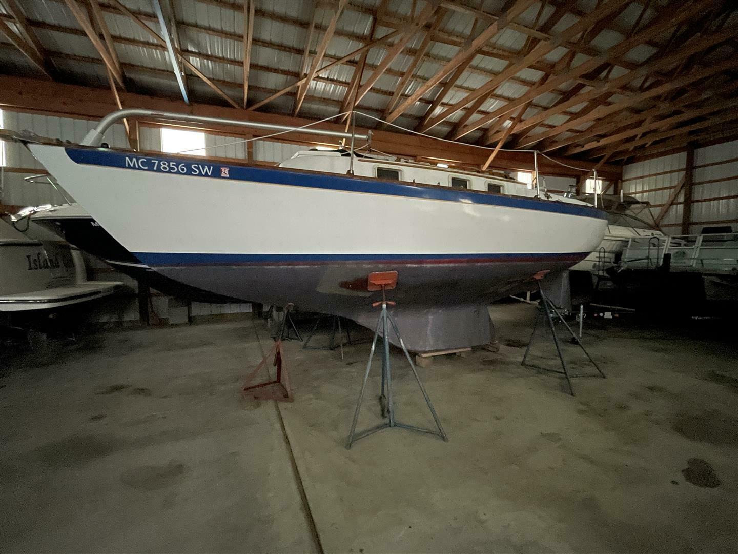 Opus 29ft Vineyard Vixen Yacht For Sale