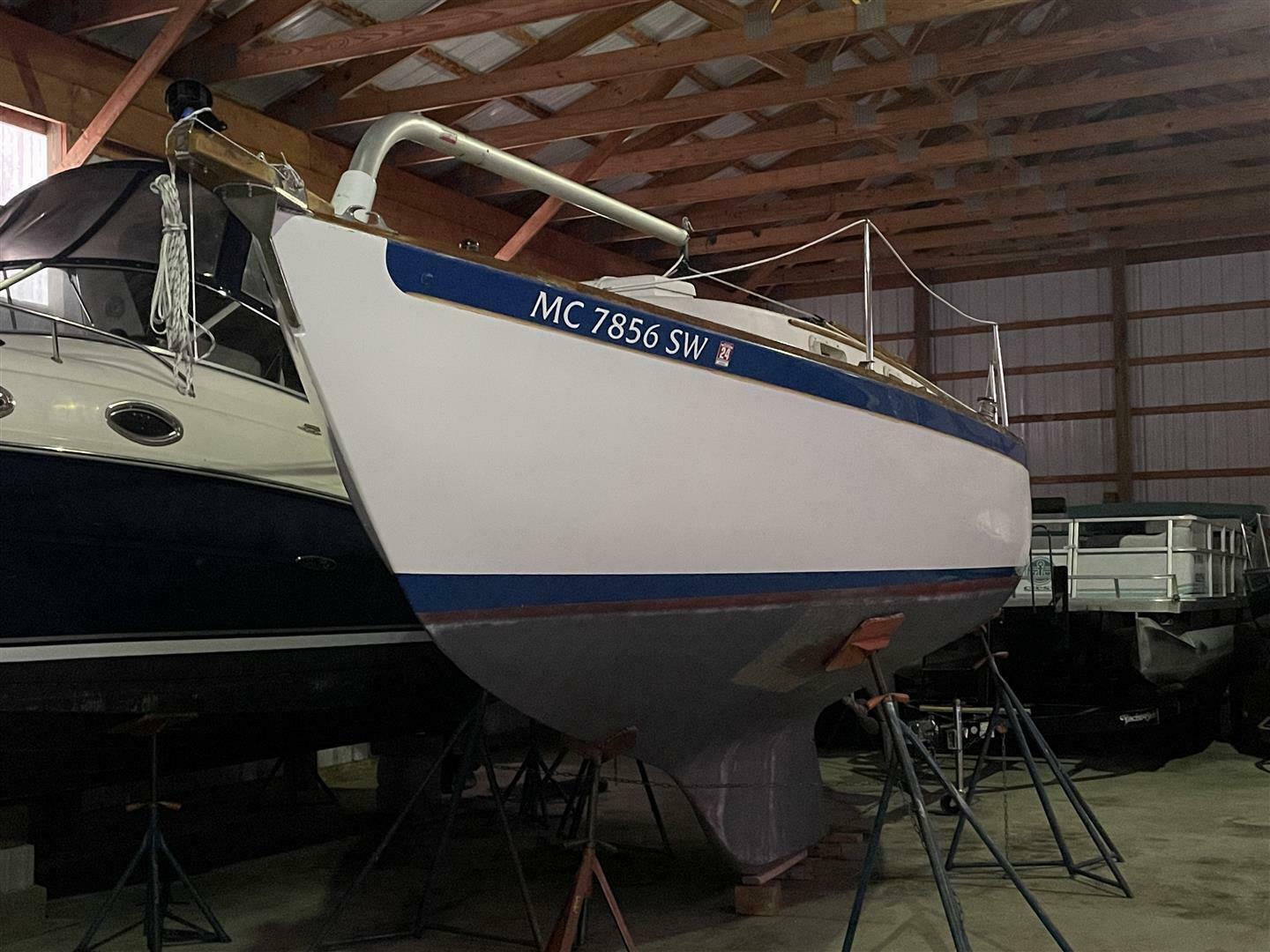 Opus 29ft Vineyard Vixen Yacht For Sale