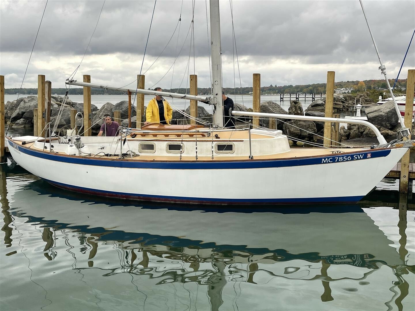 Opus 29ft Vineyard Vixen Yacht For Sale