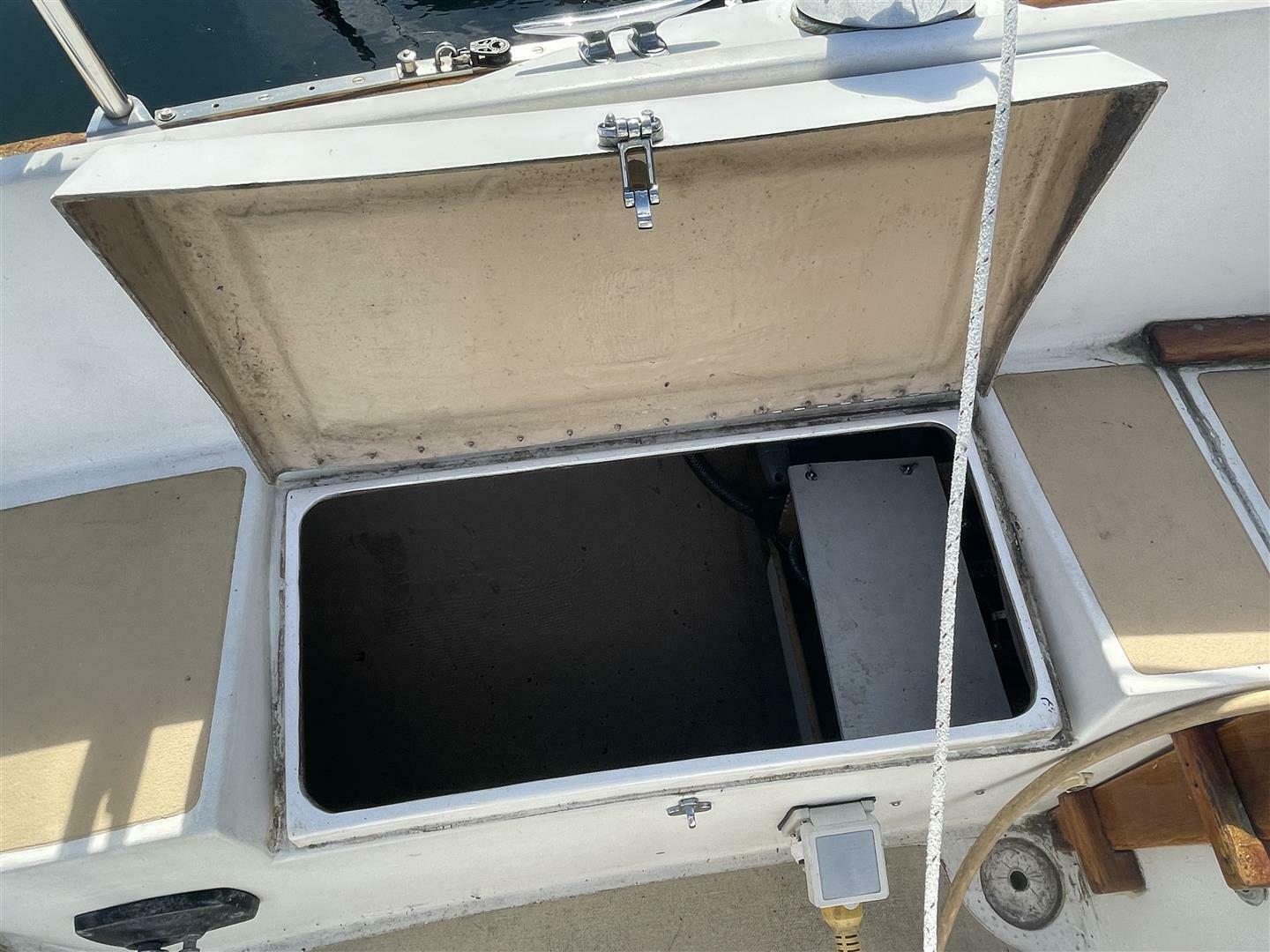 Opus 29ft Vineyard Vixen Yacht For Sale