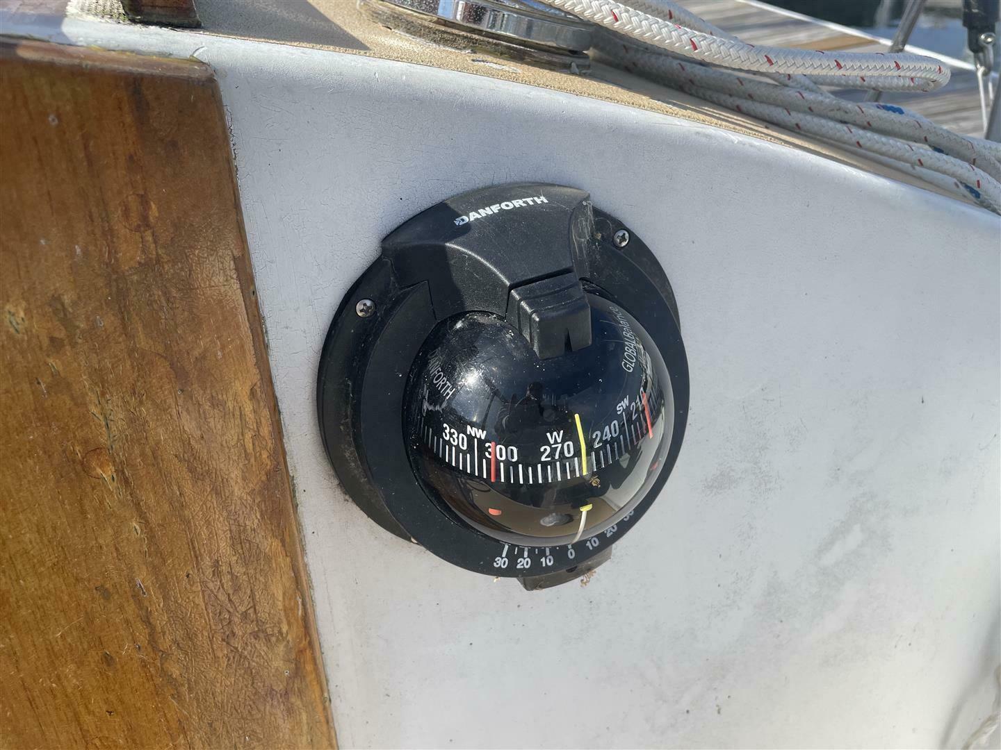 Opus 29ft Vineyard Vixen Yacht For Sale
