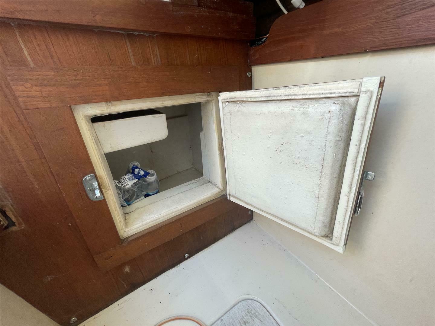 Opus 29ft Vineyard Vixen Yacht For Sale
