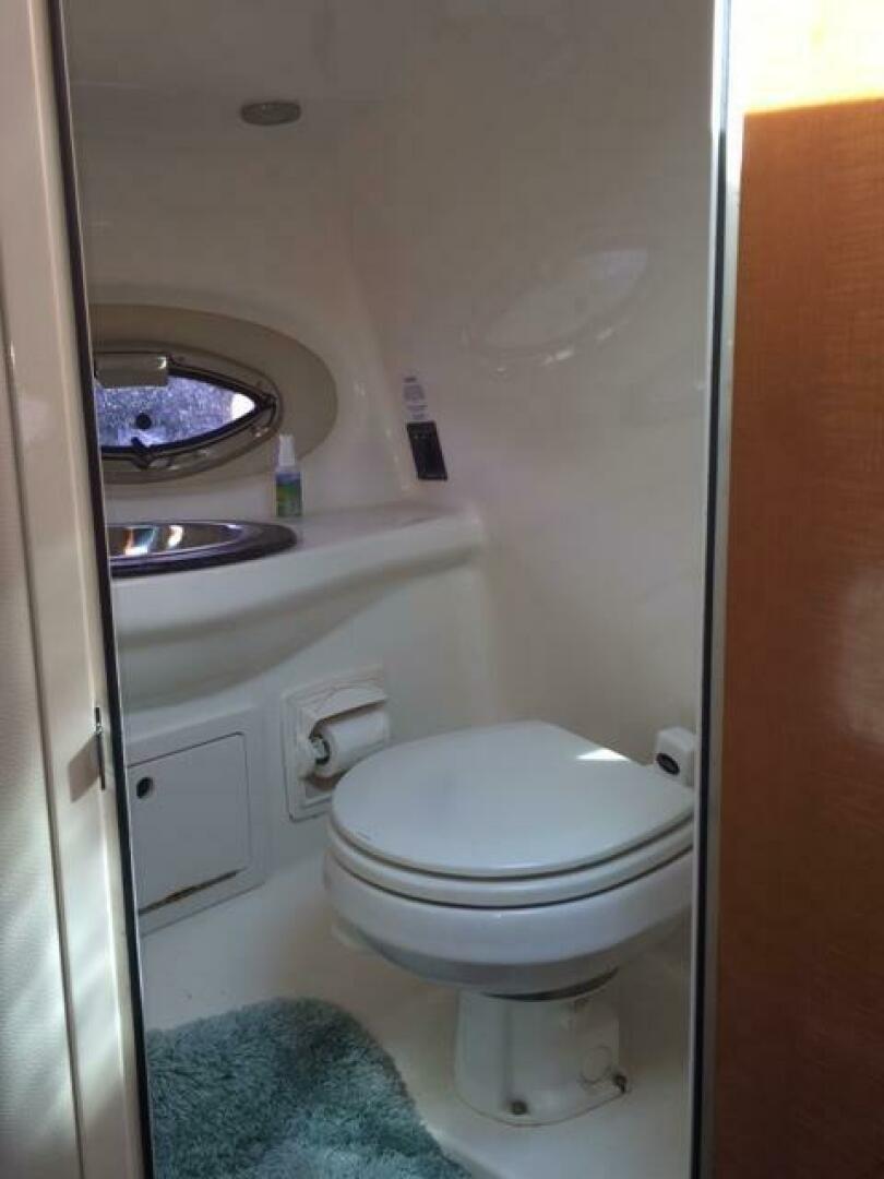 27ft Chaparral Yacht For Sale