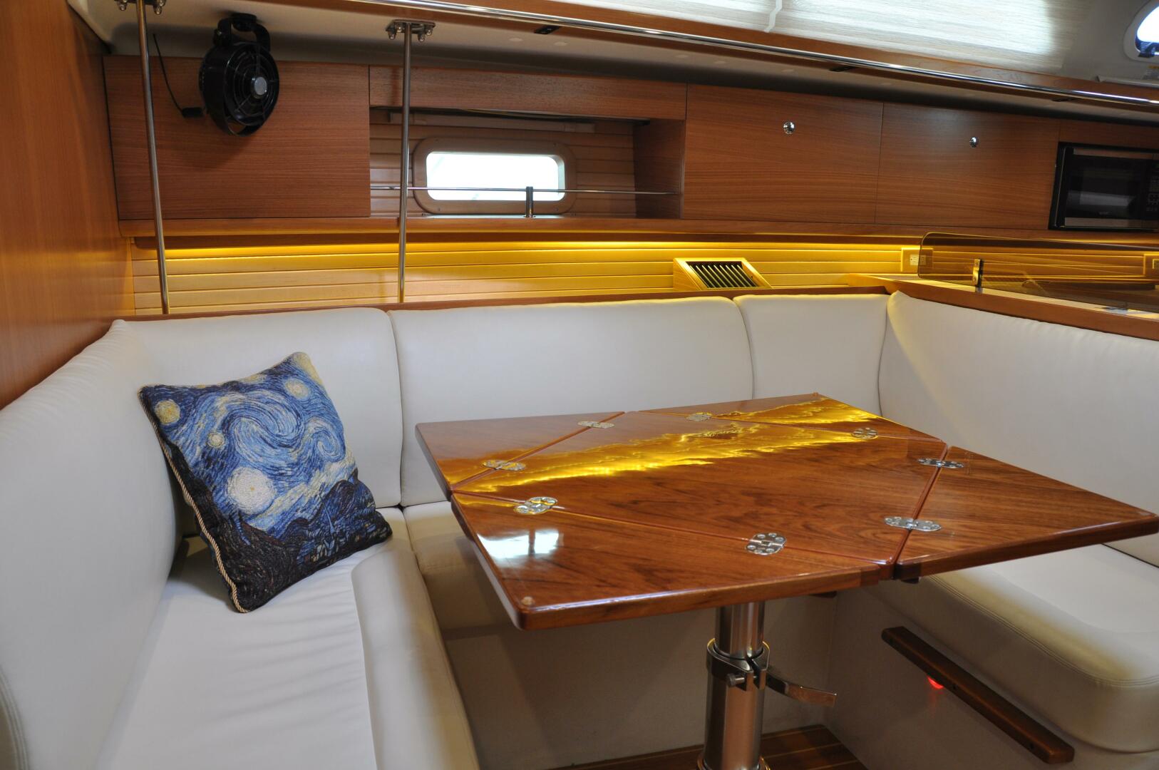 Starry Night 35ft Catalina Yacht For Sale
