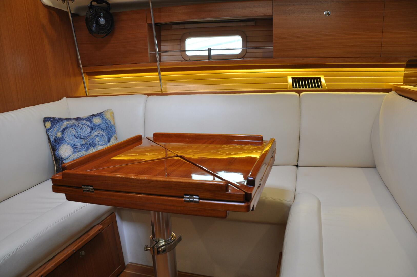 Starry Night 35ft Catalina Yacht For Sale