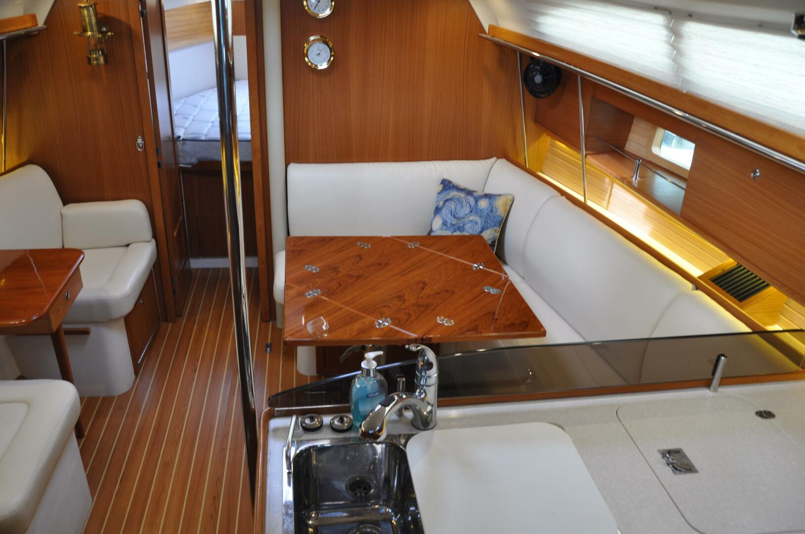 Starry Night 35ft Catalina Yacht For Sale