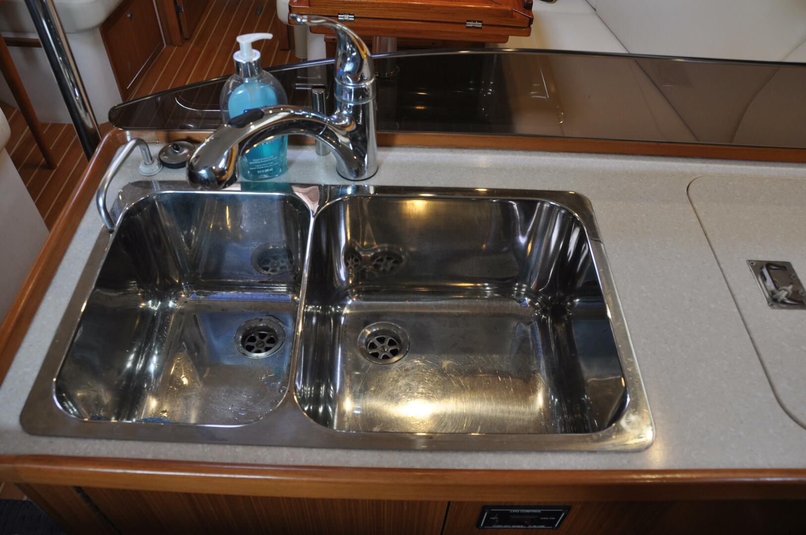 Starry Night 35ft Catalina Yacht For Sale