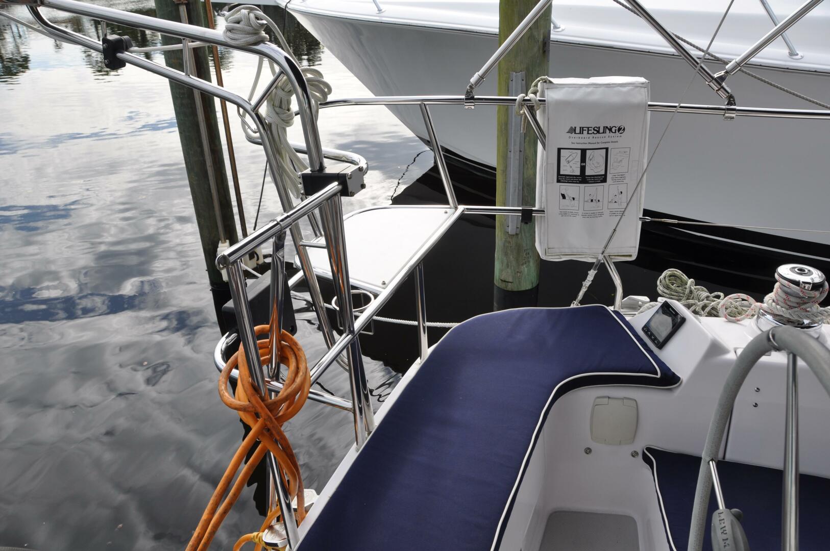 Starry Night 35ft Catalina Yacht For Sale