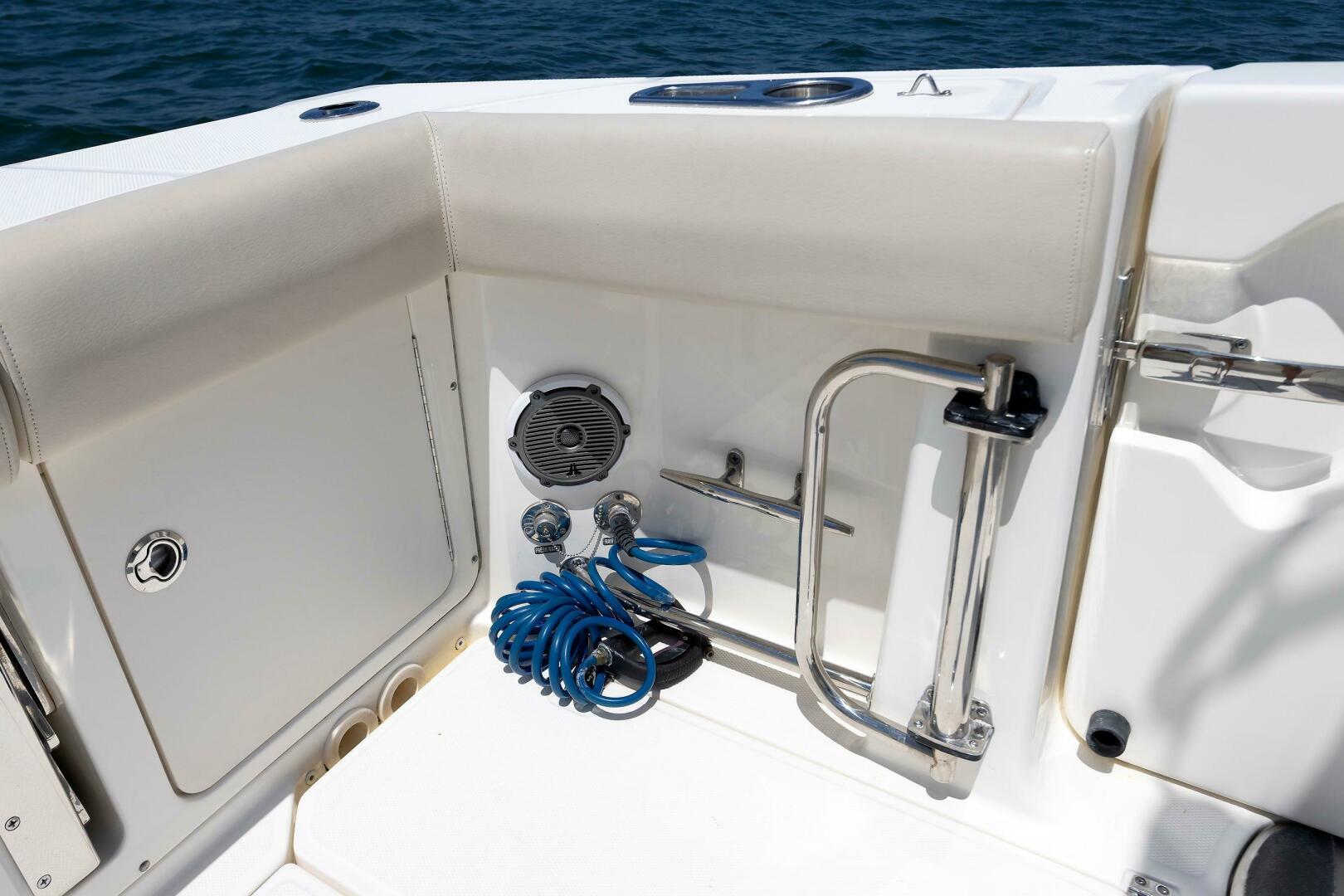 Murphy s Law 33ft Boston Whaler Yacht For Sale