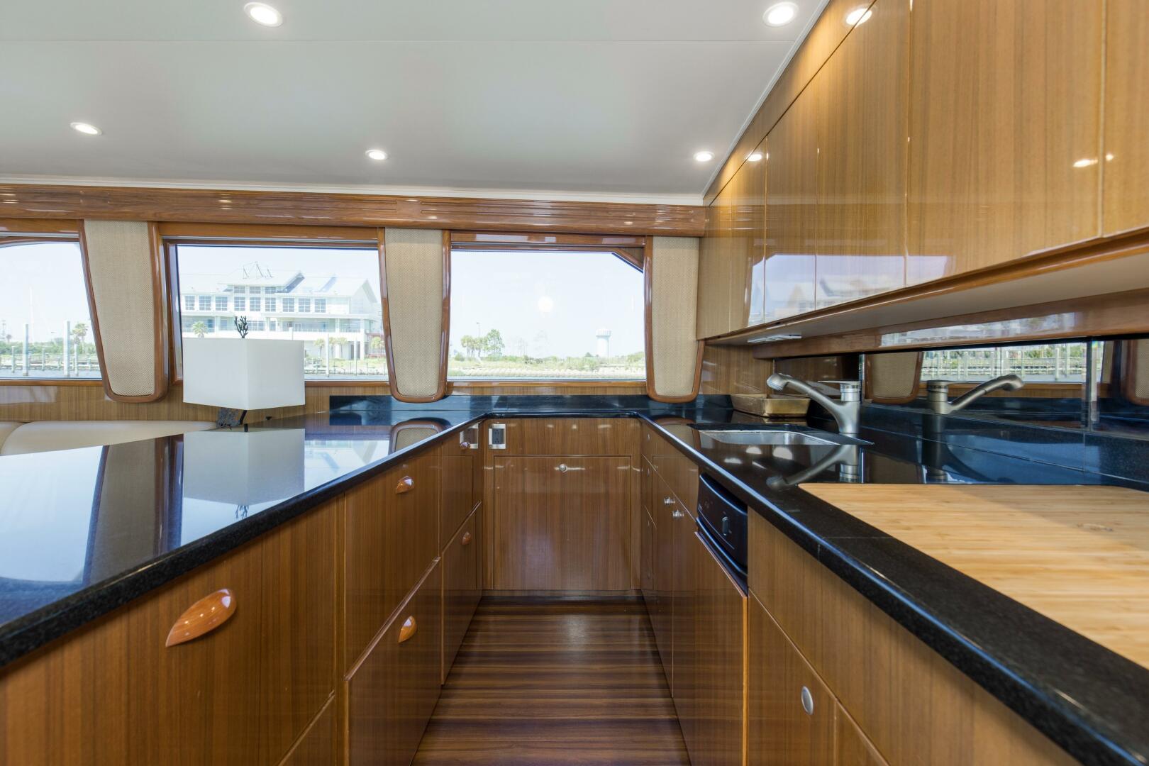 2007 64 Viking Enclosed Bridge Reel Blues Galley