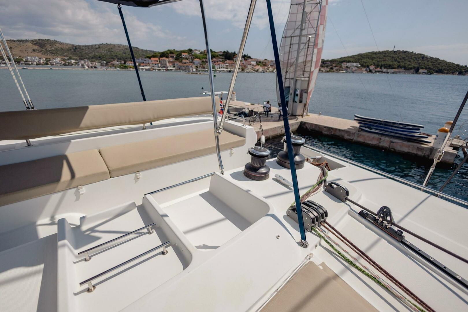 45ft Lagoon Yacht For Sale
