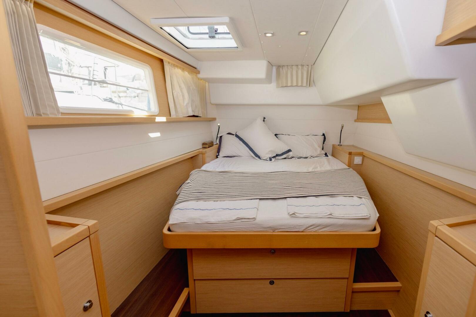 45ft Lagoon Yacht For Sale