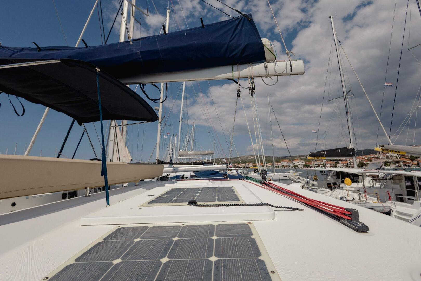 45ft Lagoon Yacht For Sale