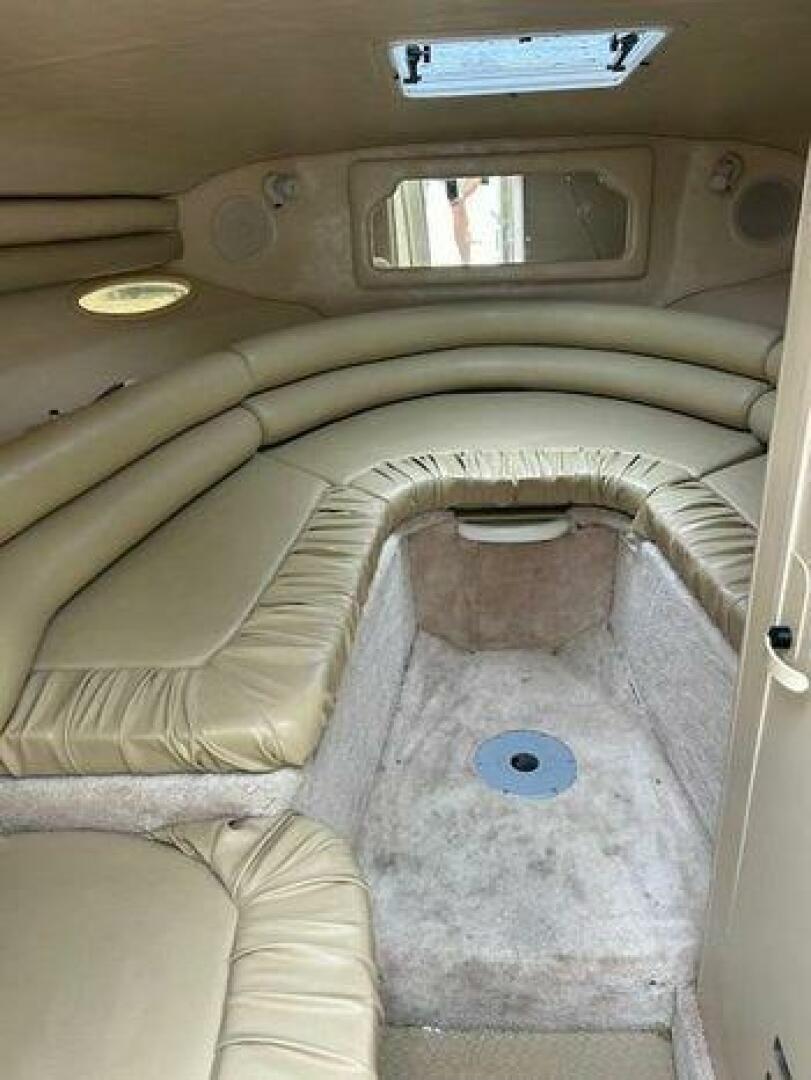 28ft Sea Ray Yacht For Sale
