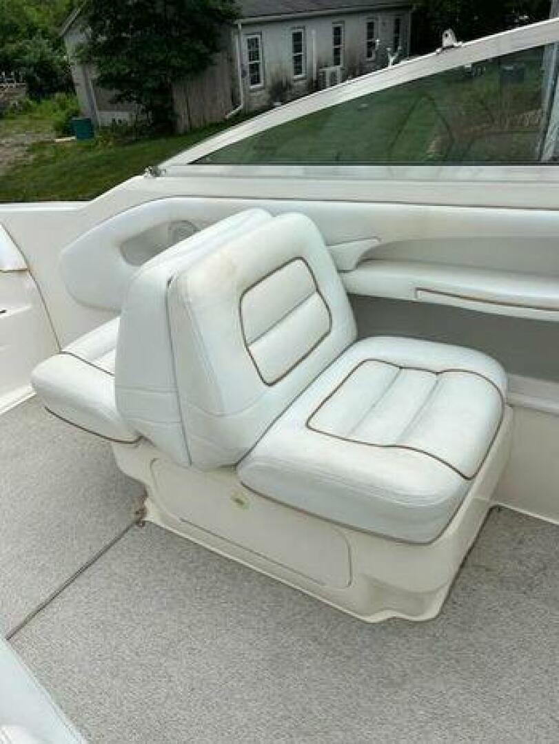 28ft Sea Ray Yacht For Sale