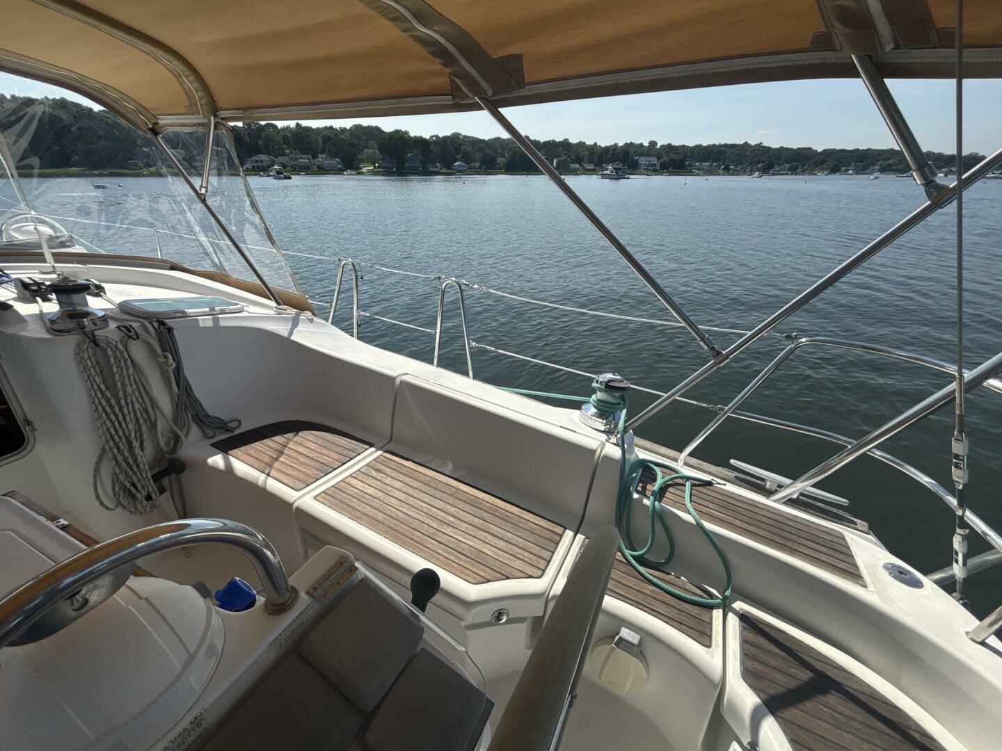 Table 4 Two 42ft Beneteau Yacht For Sale