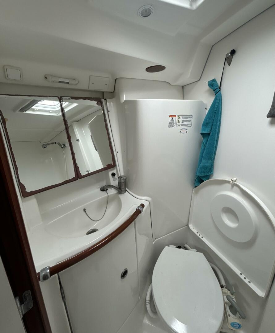 Table 4 Two 42ft Beneteau Yacht For Sale