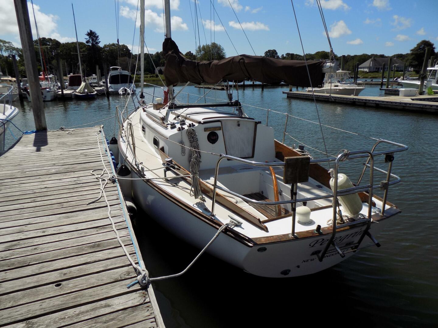 Peregrine 30ft Cape Dory Yacht For Sale