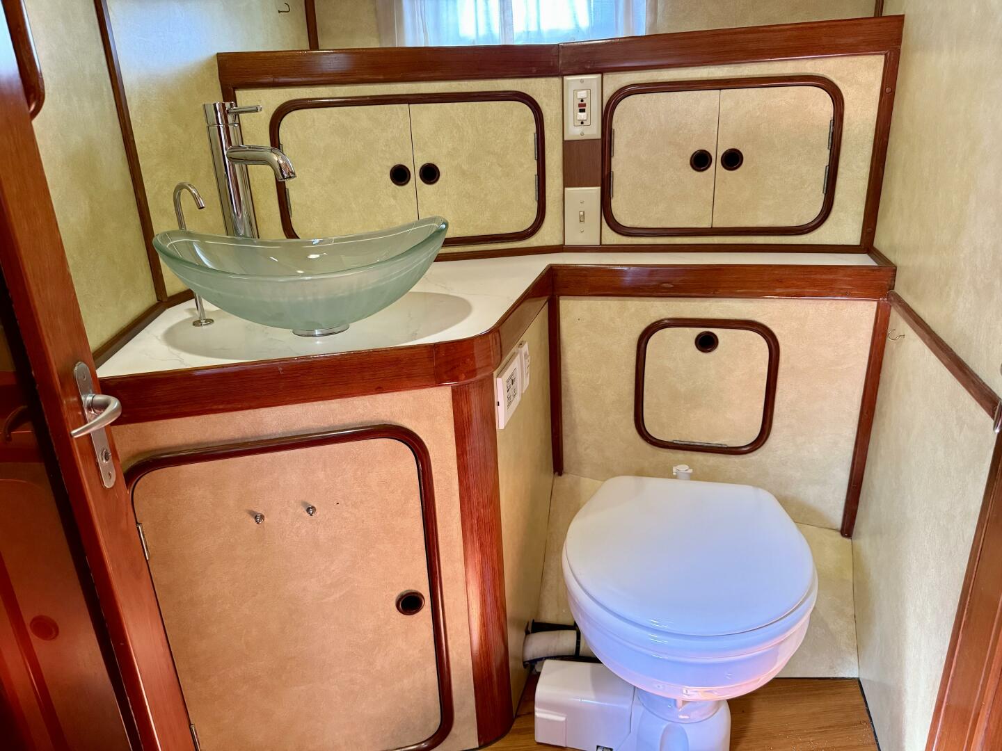 Vessel Image #32