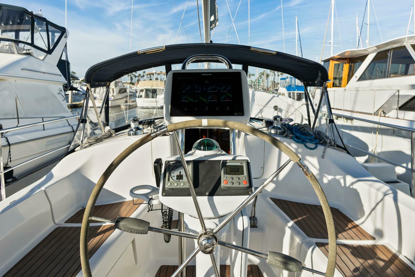 Plan Sea  38ft Hunter Yacht For Sale