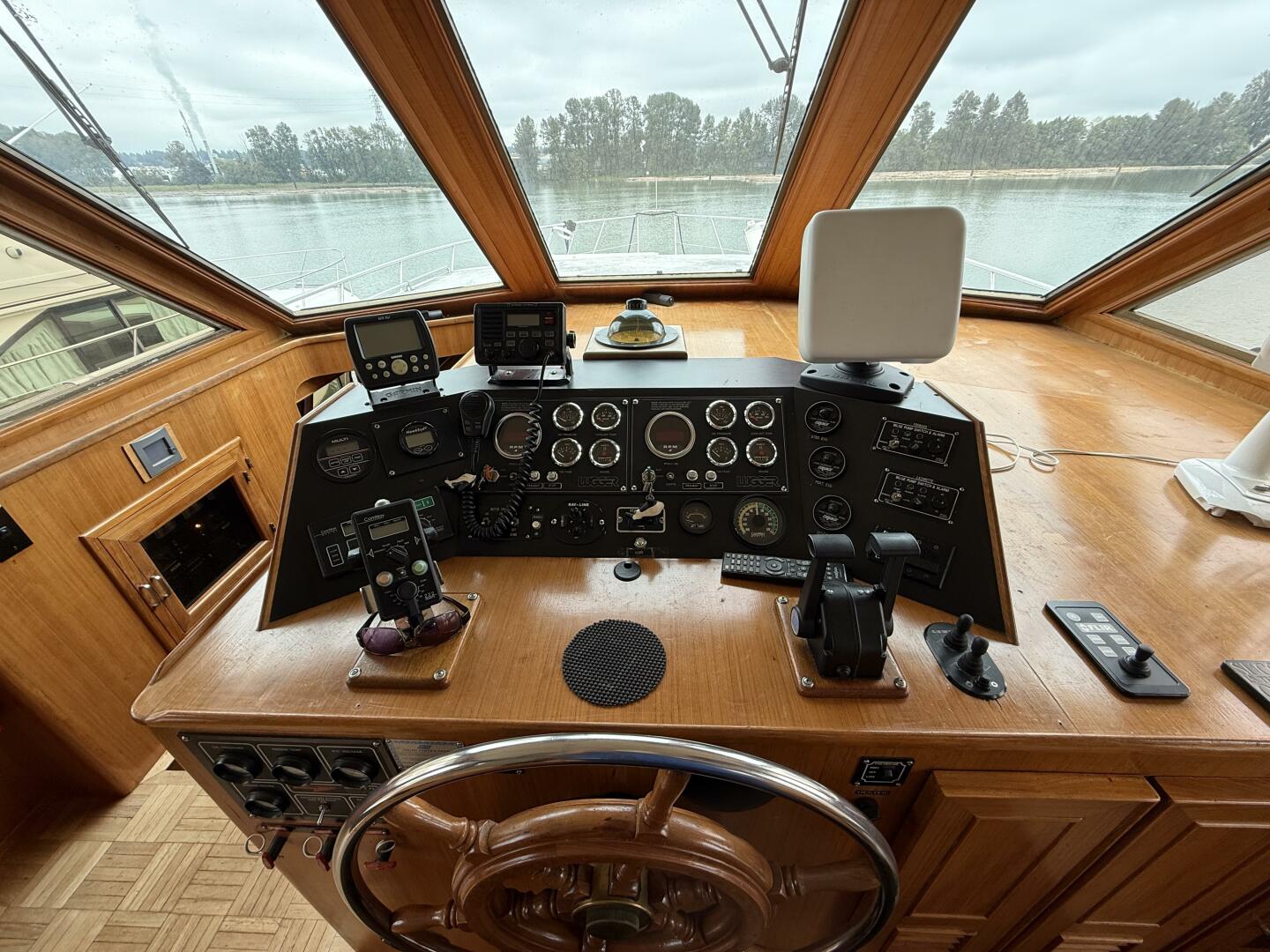 Qui Si Sana 52ft Jefferson Yacht For Sale
