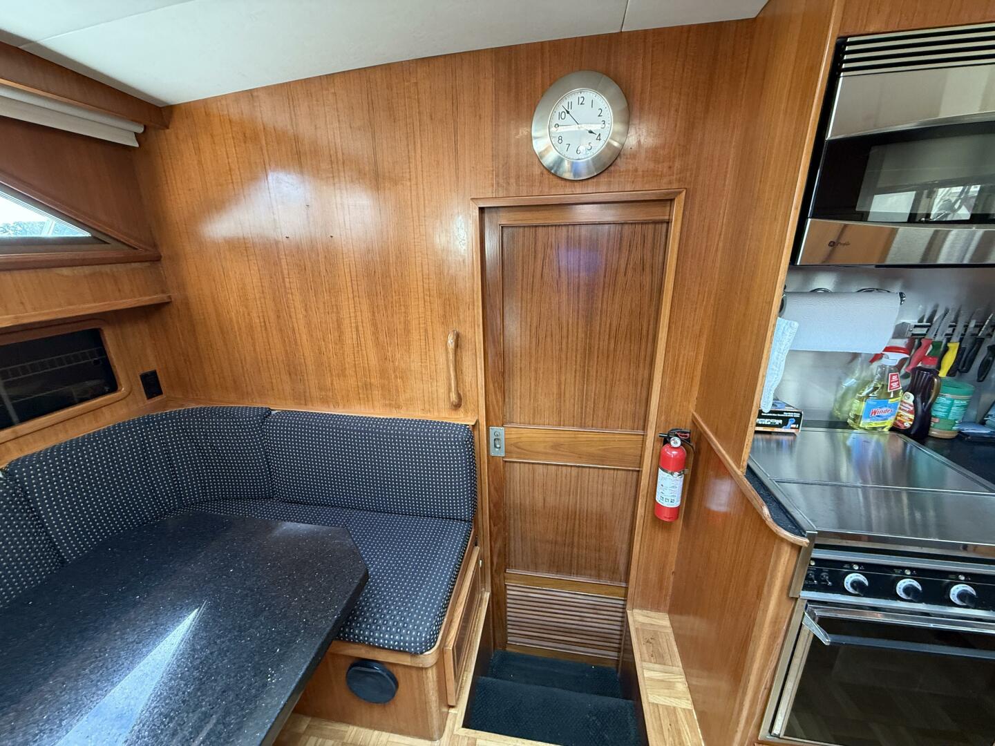 Qui Si Sana 52ft Jefferson Yacht For Sale