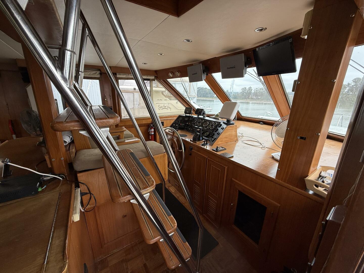 Qui Si Sana 52ft Jefferson Yacht For Sale