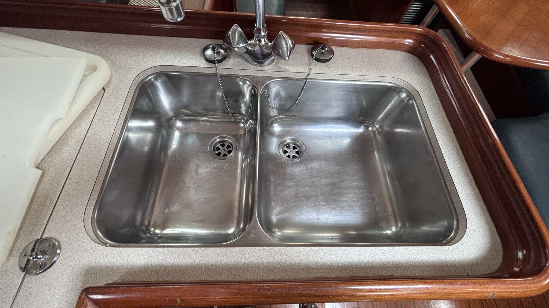 So Far 38ft Beneteau Yacht For Sale