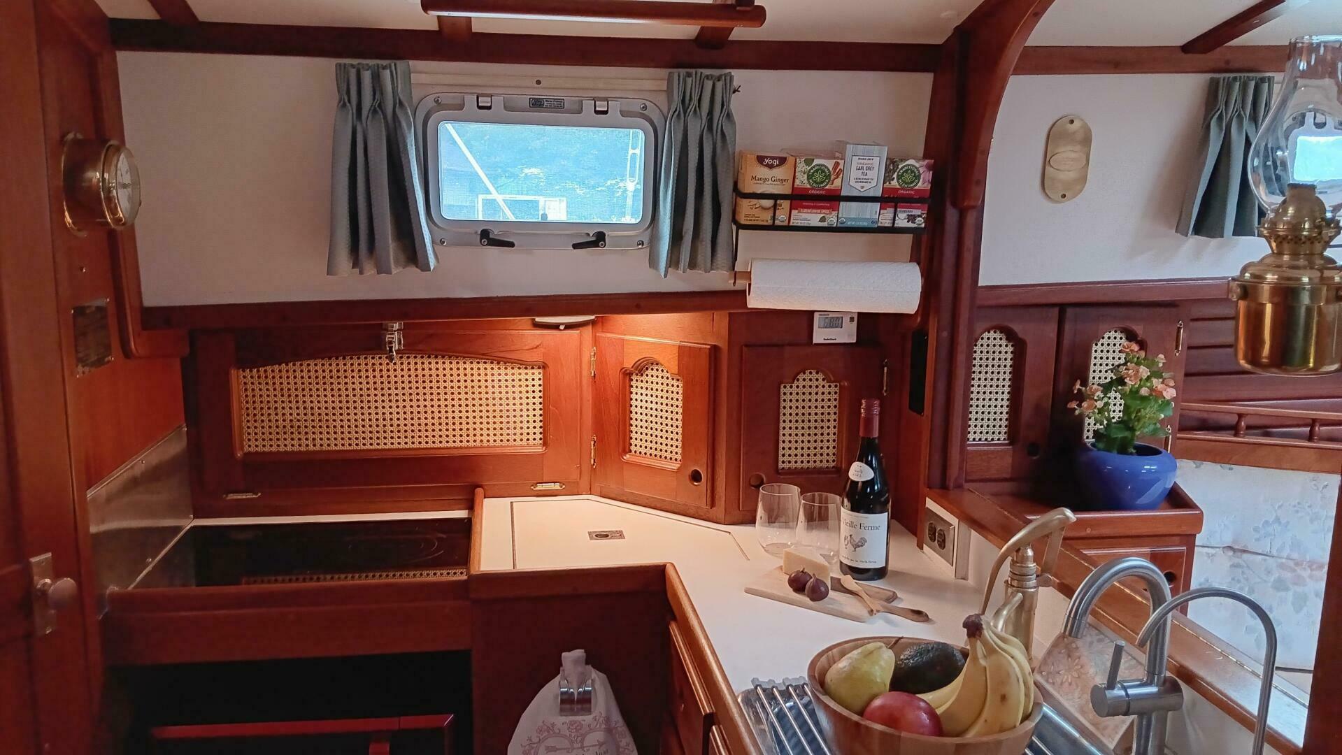 Rhythm 31ft Gozzard Yacht For Sale